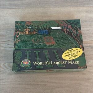 Worlds Largest Maze Jigsaw Puzzle